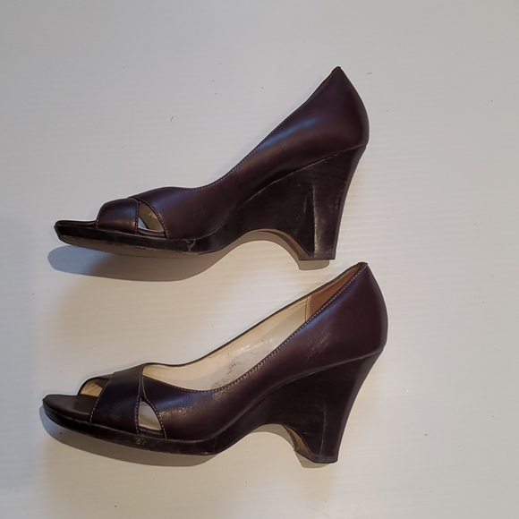 Joan and David Leather Peep Toe Pumps - Picture 3 of 5